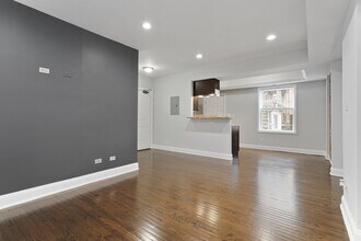 7724 N Ashland Ave in Chicago, IL - Building Photo - Building Photo