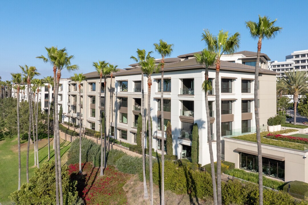 Meridian Residences in Newport Beach, CA - Building Photo