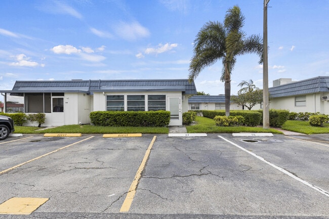 117 Waterford D in Delray Beach, FL - Building Photo - Building Photo