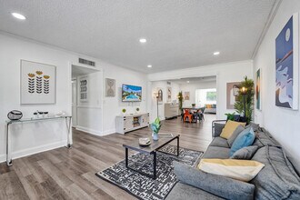 3160 NW 63rd St in Fort Lauderdale, FL - Building Photo - Building Photo