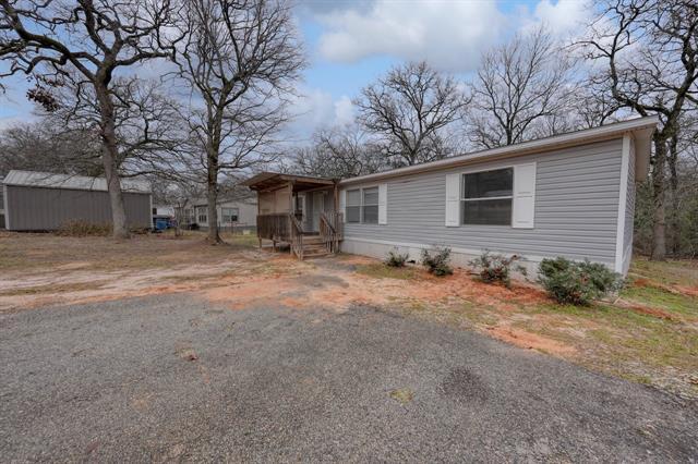 17206 Countrywood in Lindale, TX - Building Photo