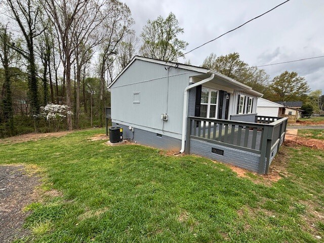 property at 2846 Crawford Ave