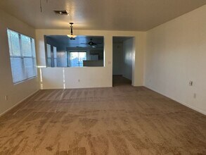 749 S Colonial St in Gilbert, AZ - Building Photo - Building Photo