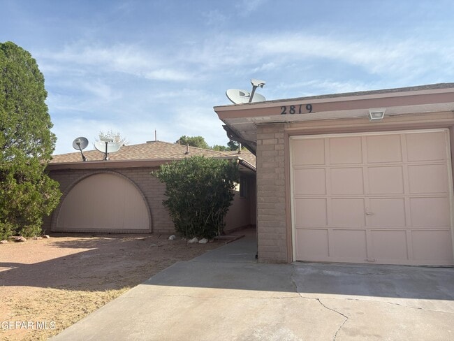 property at 2819 Anise Dr