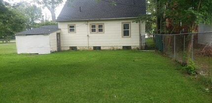 872 S Main St in Mansfield, OH - Building Photo - Building Photo