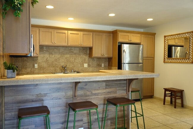 property at 75-5754-5754 Alahou St
