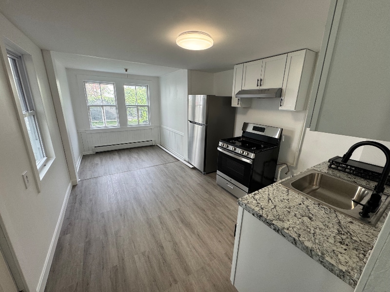 11 Elm St in Lowell, MA - Building Photo