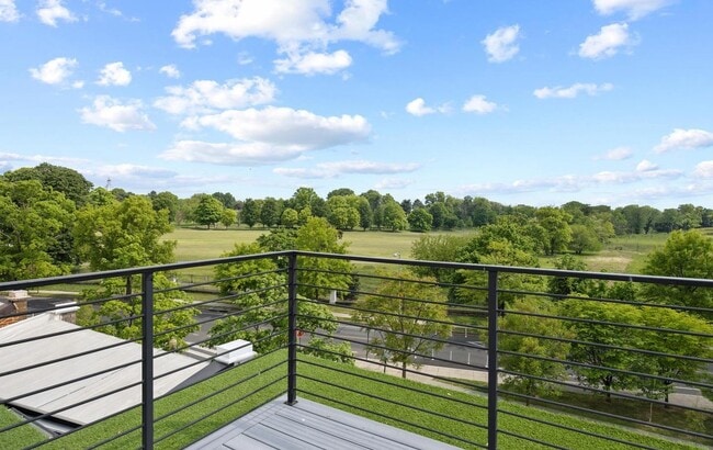 431 Quincy St NW, Unit 1 in Washington, DC - Foto de edificio - Building Photo