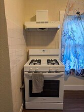 2459 S 8th St in Milwaukee, WI - Building Photo - Building Photo