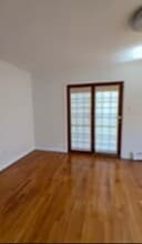 23-37-37 120th St in Queens, NY - Foto de edificio - Building Photo