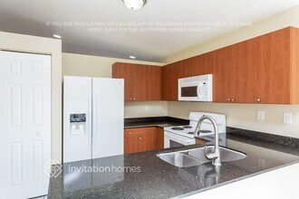 13810 Cumberland Pl in Davie, FL - Building Photo - Building Photo