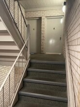 14 Canterbury Sq, Unit ### in Alexandria, VA - Building Photo - Building Photo
