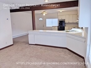 675 SE Keel Ave in Lincoln City, OR - Building Photo - Building Photo