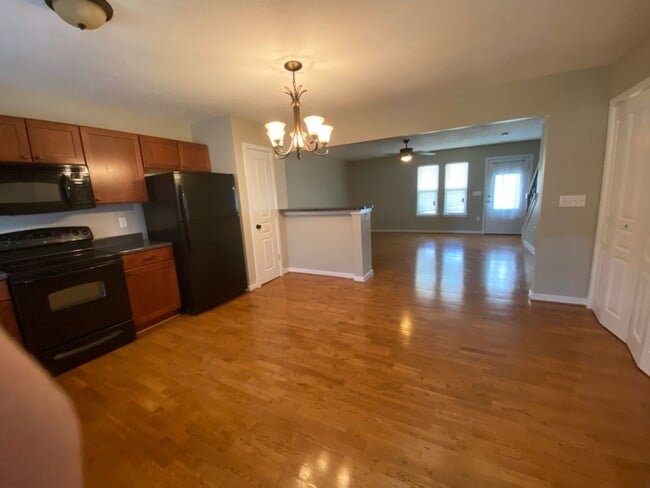 1258 Poet's Ct in Harrisonburg, VA - Building Photo - Building Photo