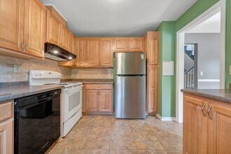 104 Southampton Ct in Blacksburg, VA - Building Photo - Building Photo
