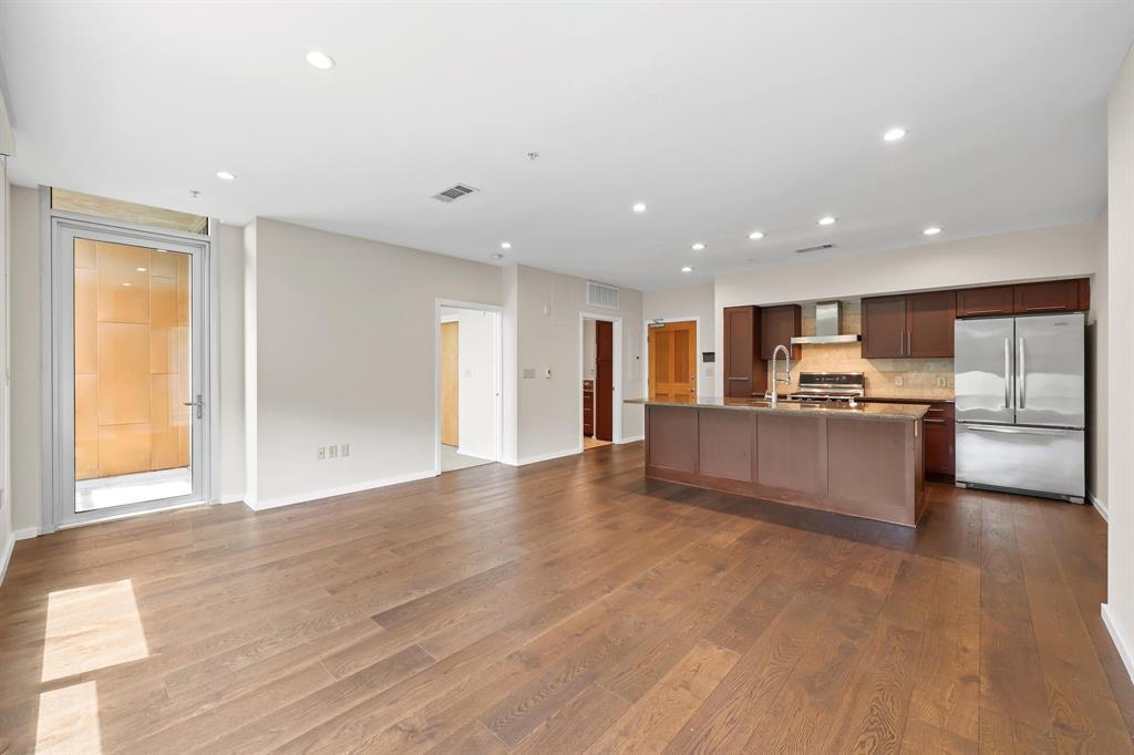 1600 Barton Springs Rd in Austin, TX - Building Photo