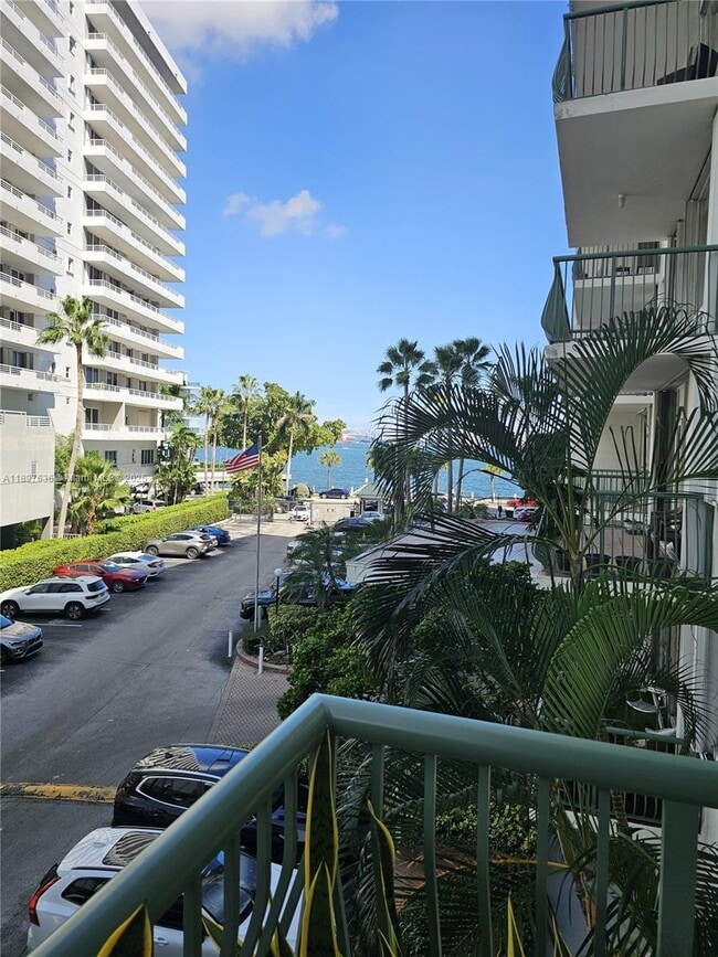 property at 1408 Brickell Bay Dr
