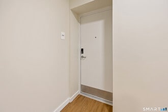 1355 Main St in Hartford, CT - Building Photo - Building Photo