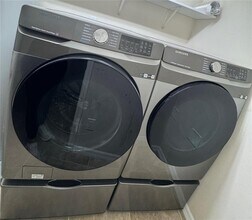 960 Starkey Rd in Largo, FL - Building Photo - Building Photo