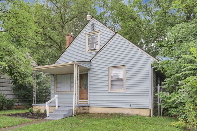 1275 E Weber Rd in Columbus, OH - Building Photo - Building Photo