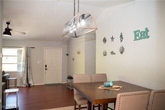 5870 Star Grass Ln in Naples, FL - Building Photo - Building Photo