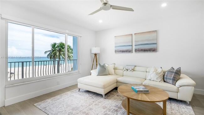 300 Oregon St in Hollywood, FL - Building Photo - Building Photo