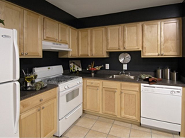 Summerlyn Apartments in Laurel, MD - Building Photo - Building Photo