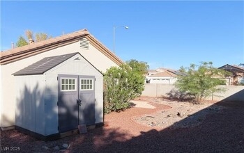 991 Hidden Meadow Ave in Henderson, NV - Building Photo - Building Photo