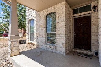124 Amberwood Ct in Kyle, TX - Building Photo - Building Photo