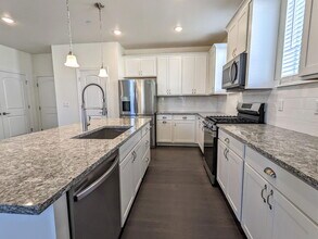 1157 Bon Homme Richard Dr in Fort Collins, CO - Building Photo - Building Photo