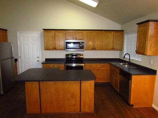 5964 W Wolf Creek Ct in West Valley City, UT - Building Photo - Building Photo