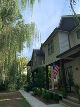806 Lancaster Way in Nashville, TN - Foto de edificio - Building Photo