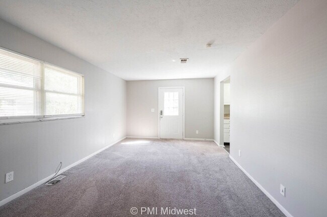 330 Hugo St in Indianapolis, IN - Building Photo - Building Photo