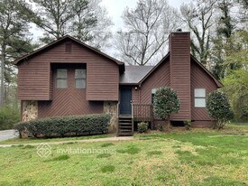 1888 Cedar Chase Dr in Lithia Springs, GA - Building Photo