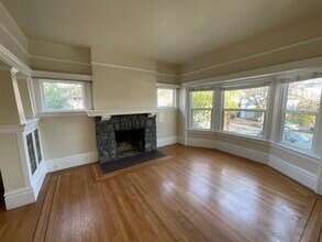 511 D St, Unit A in San Rafael, CA - Building Photo - Building Photo