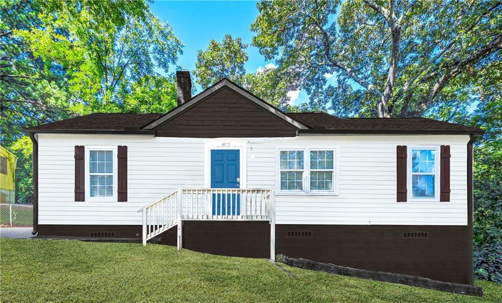 1673 Oak Knoll Cir SE in Atlanta, GA - Building Photo