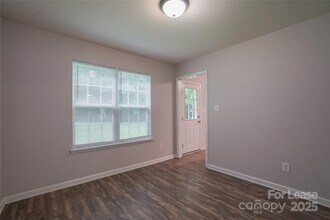 4907 Morningwood Dr in Matthews, NC - Building Photo - Building Photo
