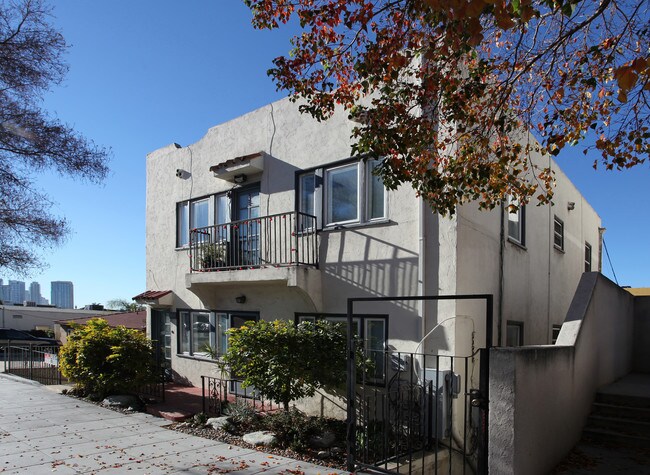 2438-2446 India St in San Diego, CA - Building Photo - Building Photo