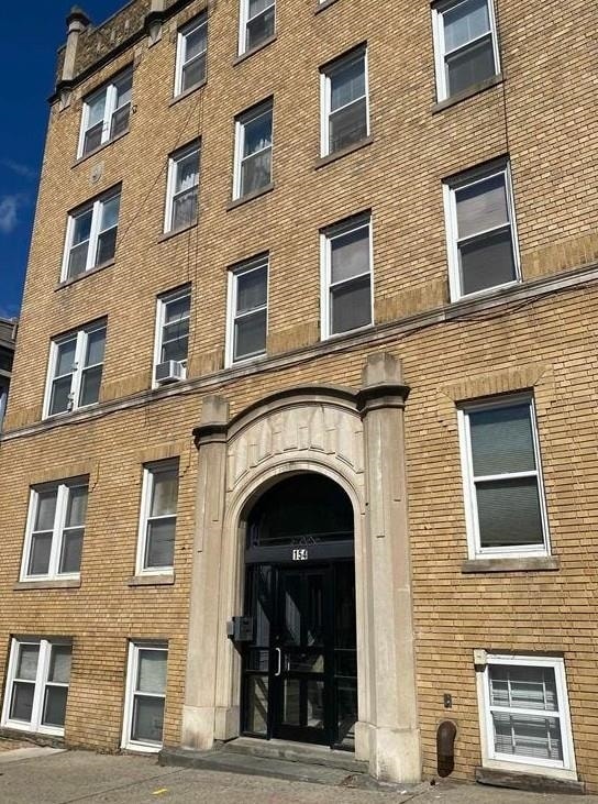 property at 154 Kensington Ave