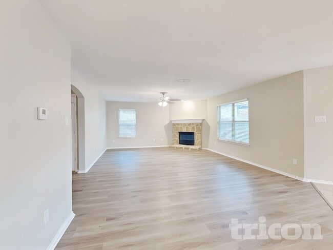 7713 Captain Ln in Fort Worth, TX - Building Photo - Building Photo