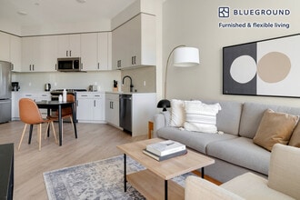 555 E Evelyn Ave in Mountain View, CA - Building Photo - Building Photo