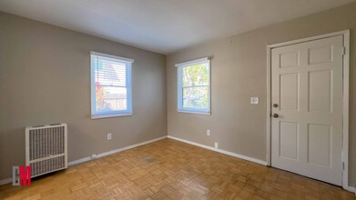 4360-4364 Texas St in San Diego, CA - Building Photo - Interior Photo