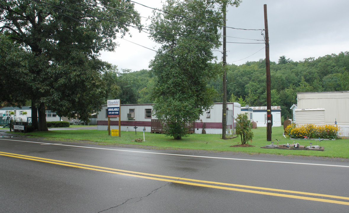 Glen Meadow Trailer Park in Pittston, PA - Foto de edificio