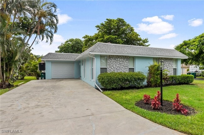property at 200 Georgetown Blvd