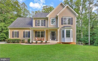 16379 Covey Cir in Amissville, VA - Building Photo