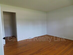 6119 Tuckaseegee Rd in Charlotte, NC - Building Photo - Building Photo