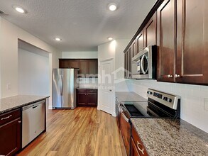 32 Atlanta Dr in St. Augustine, FL - Foto de edificio - Building Photo