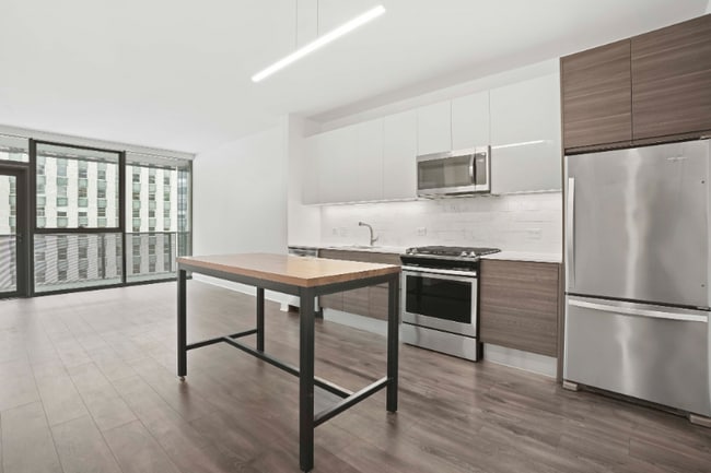 property at 422 N Franklin St