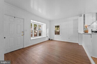 2504 Fairfax Dr in Arlington, VA - Building Photo - Building Photo