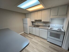 6815 Waters Ave in Savannah, GA - Building Photo - Building Photo